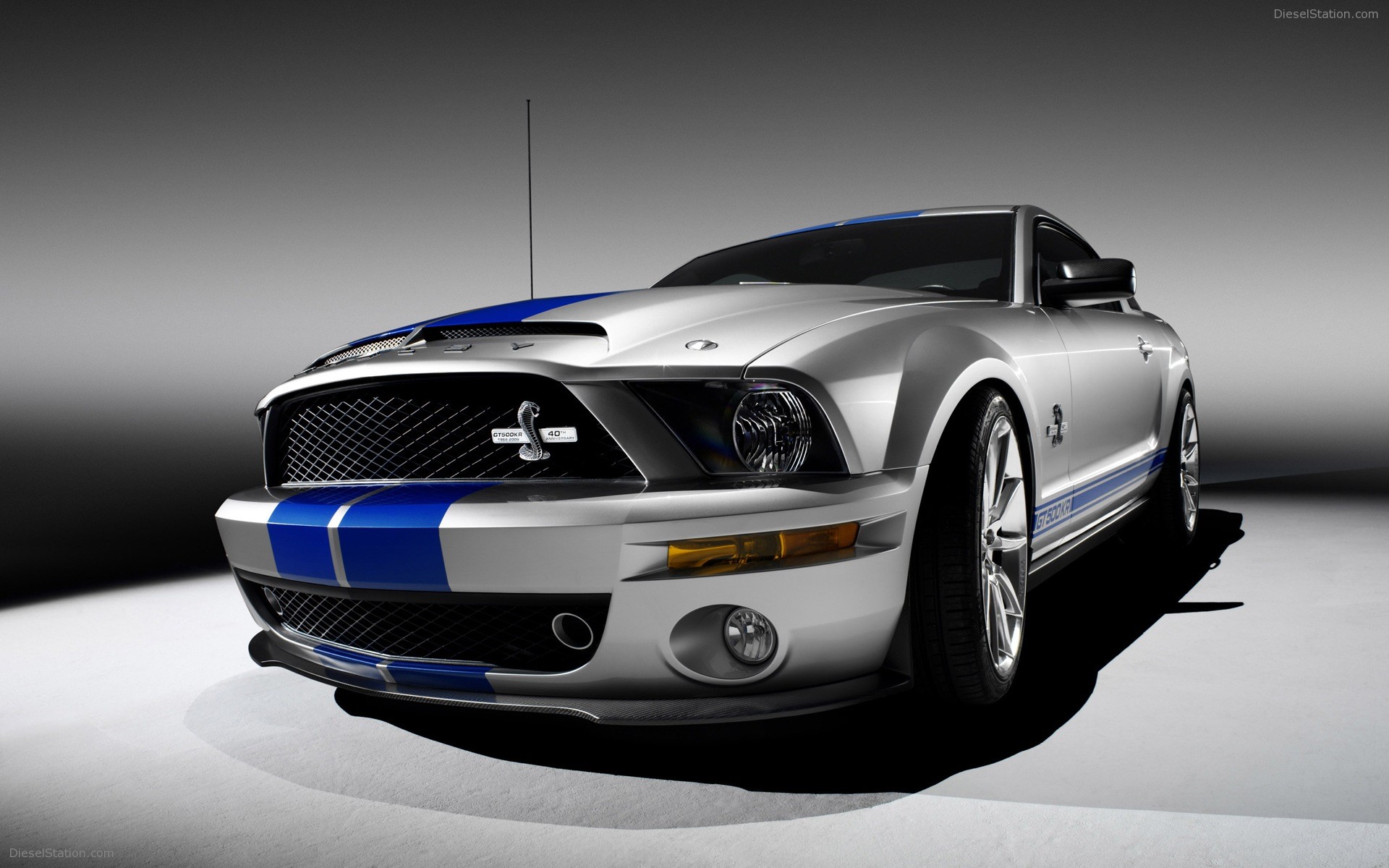 Shelby Cobra GT500KR